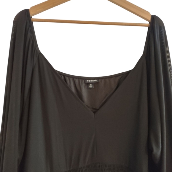 Torrid Stretch V-neck Smocked Waist Mesh Babydoll Top - Picture 4 of 16